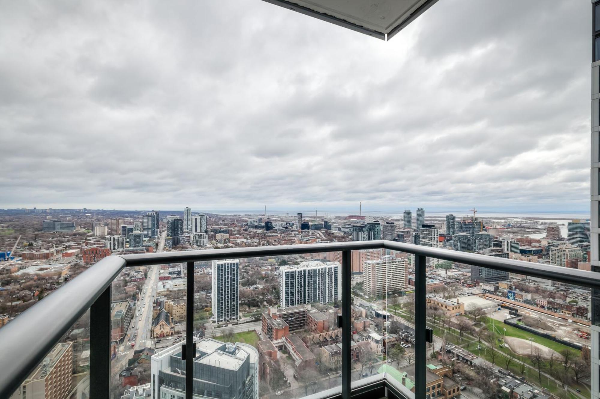 Panorama Suites Downtown Toronto Eksteriør bilde